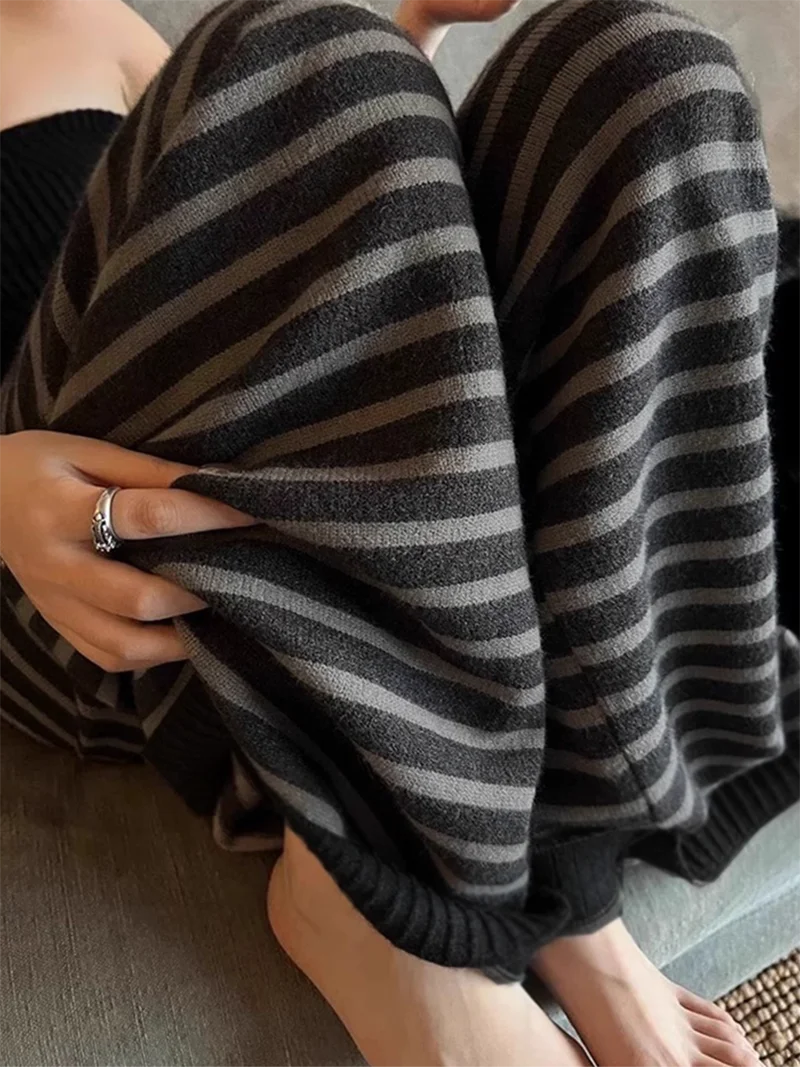 Vintage Stripe Wide-Leg Knit Pants